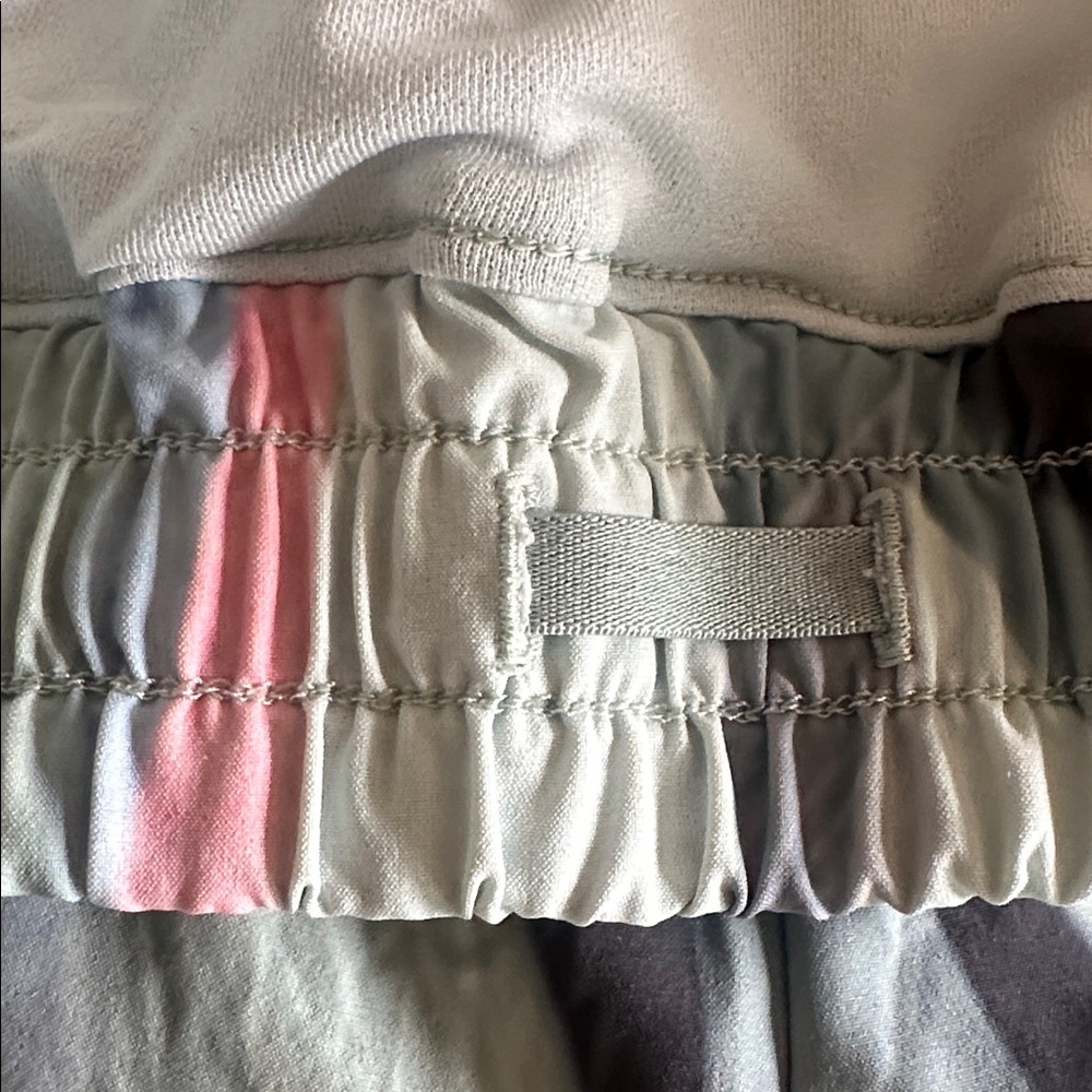 Calia by Carrie Underwood Infinity Run Short - Picture 11 of 16